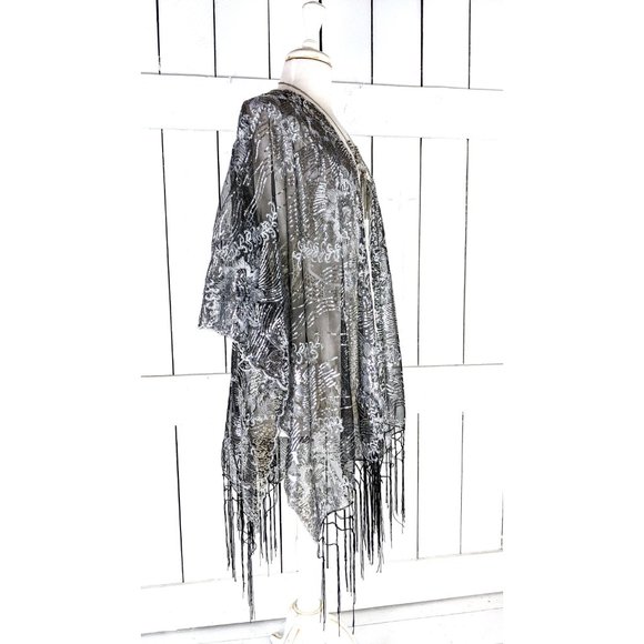 Silver and black sequin sheer kimono cover up jacket - Picture 4 of 6